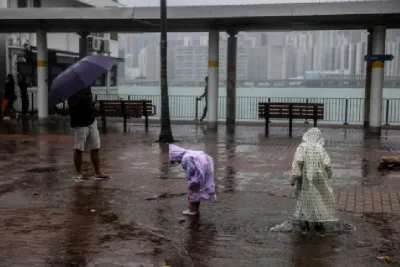 Chine: Hong Kong en alerte maximale face au typhon Wipha