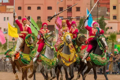 Moussem Moulay Abdellah Amghar : La "tbourida féminine" séduit le public et enrichit la programmation
