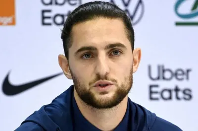 Mercato: L'international français Adrien Rabiot signe à Marseille