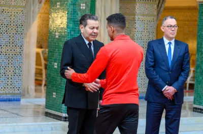 Sur Hautes Instructions de SM le Roi, SAR le Prince Moulay Rachid reçoit les membres de l’Équipe nationale de football, finaliste de la CAN Maroc-2025