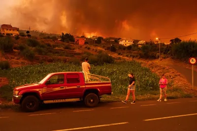 Feu de forêt en Espagne : Près de 14.000 hectares partent en fumée à Tenerife