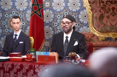 SM le Roi adresse un message de remerciements et de gratitude au Chef de l'équipe émiratie de recherche et de secours