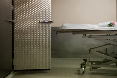 Le Covid-19, troisième cause de mortalité en France en 2021