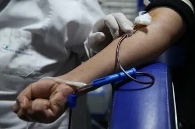 Séisme d'Al Haouz :Les Forces Auxiliaires à Agadir se mobilisent pour renflouer les stocks de sang