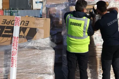 France : Saisie de plus de 5600 articles de bijoux fantaisie dangereux en provenance de Chine