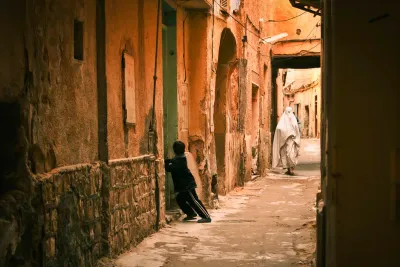 La Journée mondiale pour l'élimination de la pauvreté : Une occasion de rappeler les efforts déployés par le Maroc en faveur des catégories défavorisées