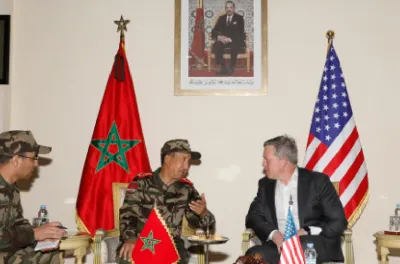 L’Inspecteur Général des FAR s’entretient avec le Secrétaire à l’armée de terre des Etats-Unis