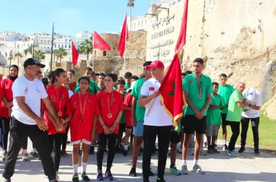 Lancement à Tanger de la course symbolique de relais la Marche verte vers Bir Guendouz