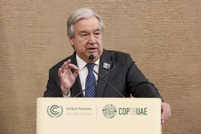 Le SG de l'ONU au COP28 appelle à une ambition et une flexibilité maximales dans les négociations pour dépasser les lignes rouges