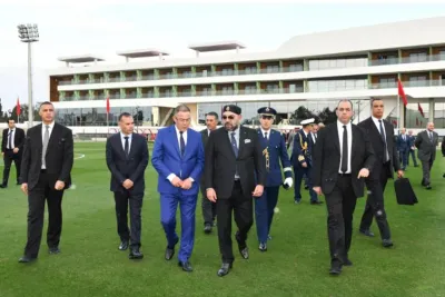 Communiqué du Cabinet Royal: Le Roi Mohammed VI nomme Fouzi Lekjaa président du Comité chargé de la candidature du Maroc