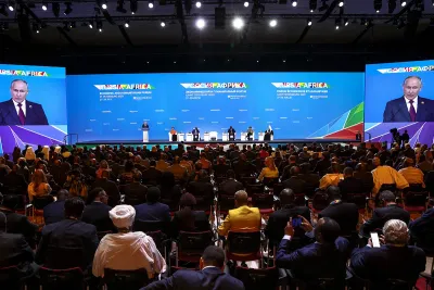 Le Chef du gouvernement représente SM le Roi au 2è Sommet Russie-Afrique