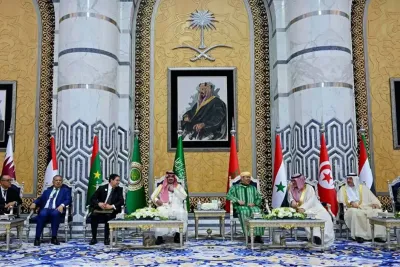 Le Sommet arabe appelle à tirer profit de la Fondation Mohammed VI des Ouléma Africains et de l'Institut Mohammed VI pour la formation des imams, mourchidines et mourchidates