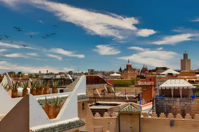 Séisme d'Al Haouz: Des élèves d'un lycée qualifiant de Talat N’Yacoub transférés vers Marrakech