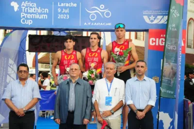 L'Espagnol Nan Oliveras et la Néo-zélandaise Brea Roderick remportent le 16è Triathlon de Larache