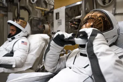 SpaceX lance 30 nouveaux satellites dans l'espace