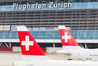 Panne informatique mondiale: L'aéroport de Zurich suspend les atterrissages