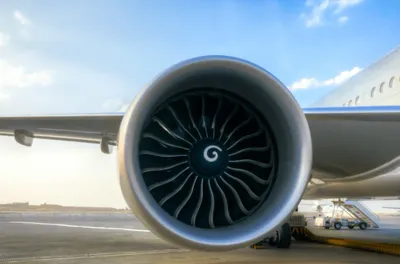 Aéronautique : signature d'un accord de partenariat pour l'implantation d'une usine du groupe suédois Trelleborg à Midparc