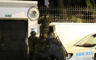 Intervention de la police équatorienne dans l'enceinte de l’ambassade du Mexique à Quito : condamnations unanimes en Amérique du sud
