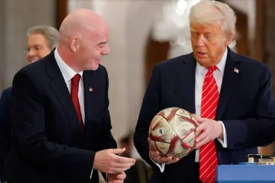 Mondial-2026: Trump et Infantino remettront ensemble le trophée au vainqueur