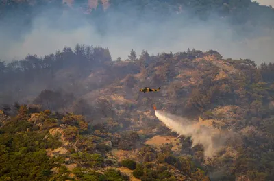 Turquie : les incendies en majorité maitrisés à Izmir