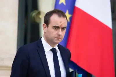 Le Premier ministre français quitte le Maroc au terme d'une visite officielle