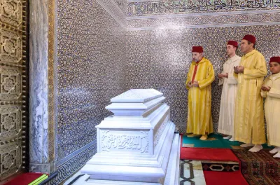 SM le Roi, Amir Al-Mouminine, préside une veillée religieuse en commémoration du 28e anniversaire de la disparition de Feu SM le Roi Hassan II