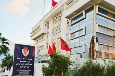 Tétouan: le Parquet général ordonne une enquête judiciaire sur la diffusion de photos de personnes en tenues de natation assises par terre