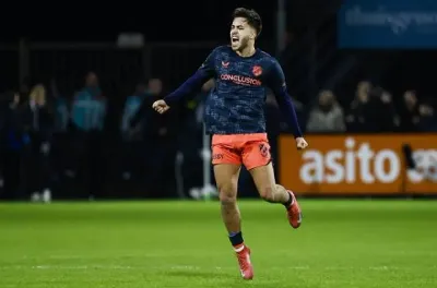 Portugal : l'international marocain Souffian El Karouani rejoint Benfica