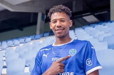 Ligue 2: Porté par le Marocain Tawfik Bentayeb, Troyes garde le cap en tête