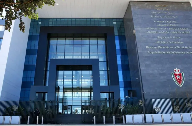 affaire d'usurpation de fonction de policier