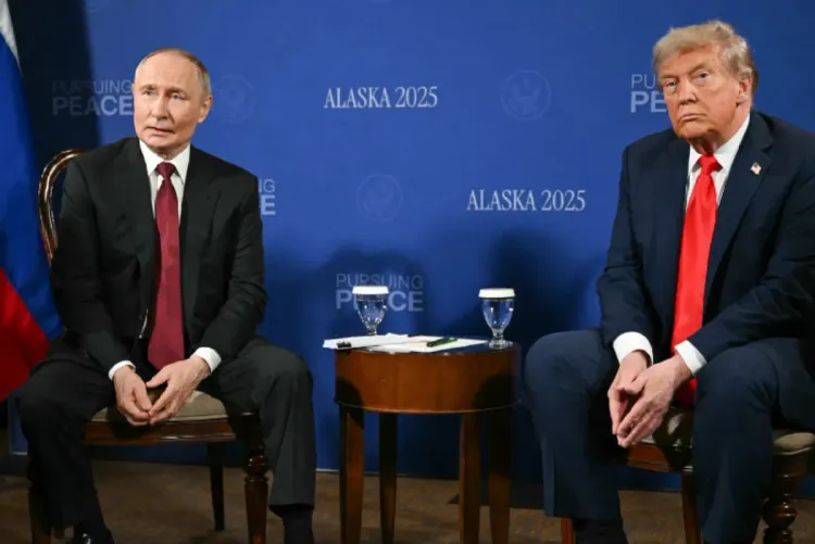 Trump et Poutine atterrissent en Alaska pour un sommet historique