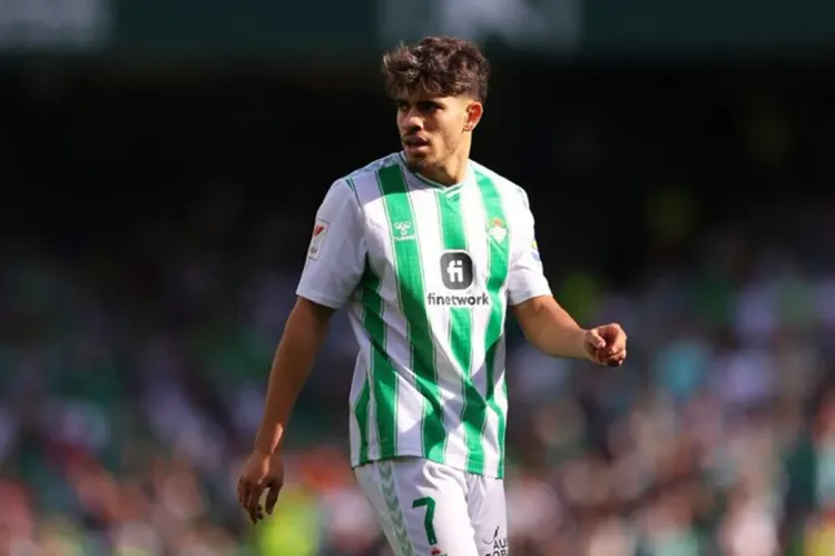 Ezzalzouli et contribue à la victoire de Betis contre Aris Limassol