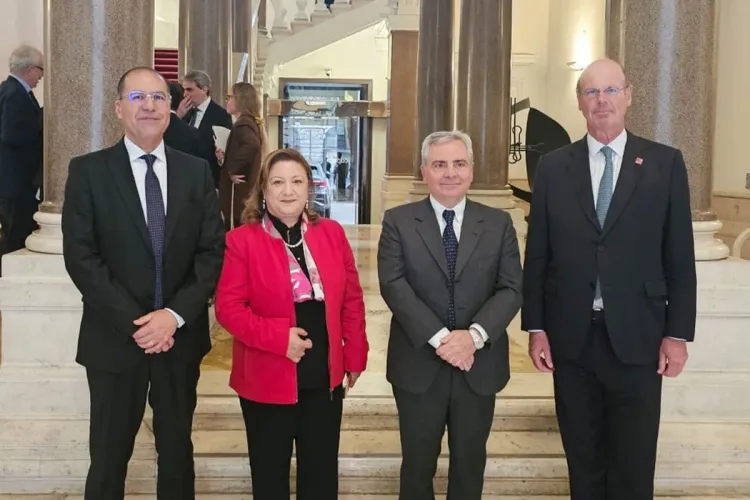 CDG du Maroc, de France, d’Italie et de Tunisie