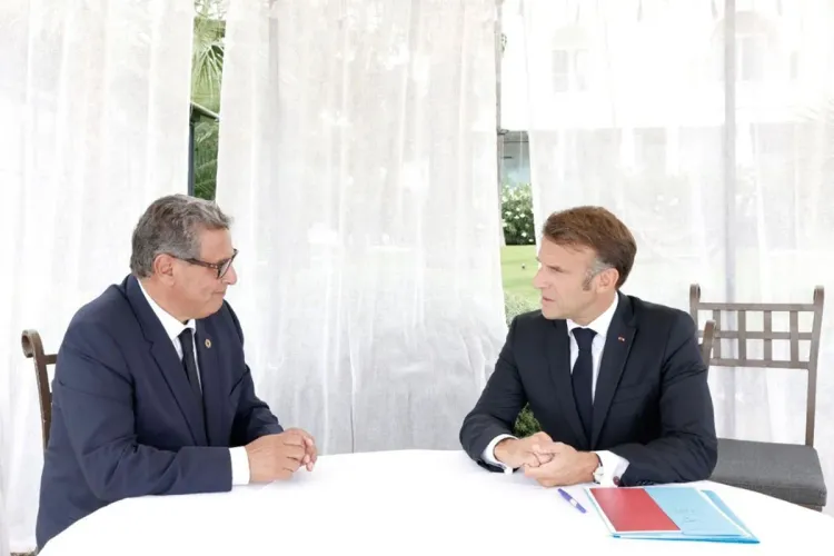 Emmanuel Macron AKHENOUCH