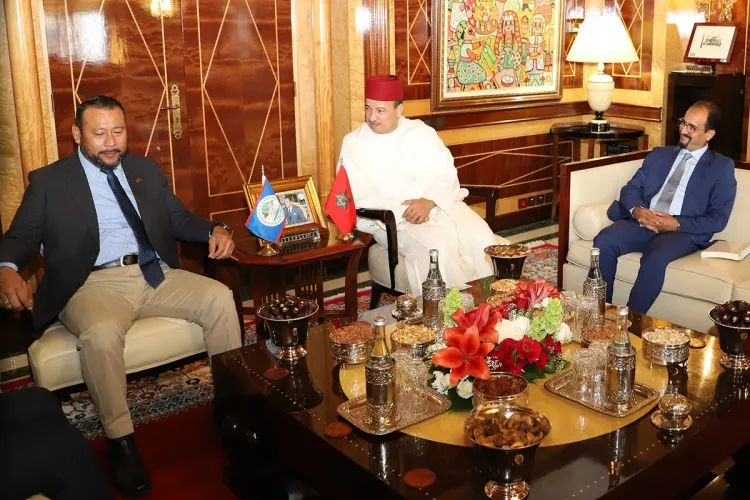 M. Mayara s'entretient avec le ministre de l’Agriculture, de la Sécurité alimentaire et de l’Entreprise du Belize