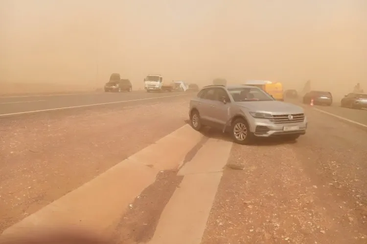 Rafales de vent et chasse-poussières: ADM appelle les usagers des autoroutes à faire preuve de vigilance