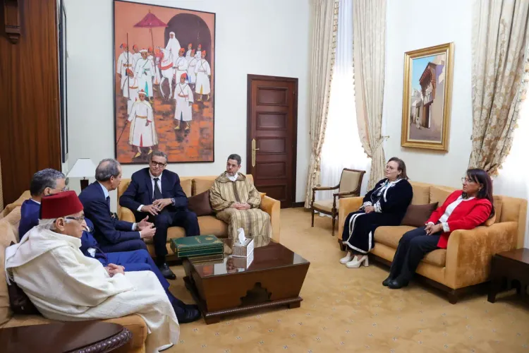 Le Chef du gouvernement reçoit les propositions de l’Instance chargée de la révision du Code de la famille