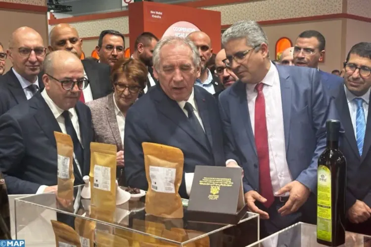 Le Premier ministre français visite le pavillon marocain au SIA de Paris