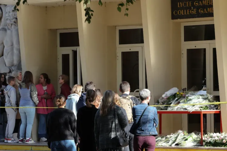 France: un lycée évacué après une alerte à la bombe