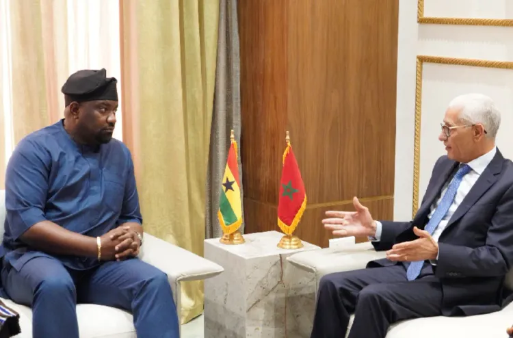 L'échange d'expertises au centre d'entretiens entre M. Talbi Alami et une délégation ghanéenne