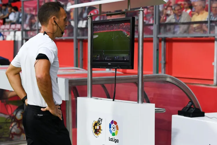 La Liga va publier les échanges avec les arbitres de la VAR