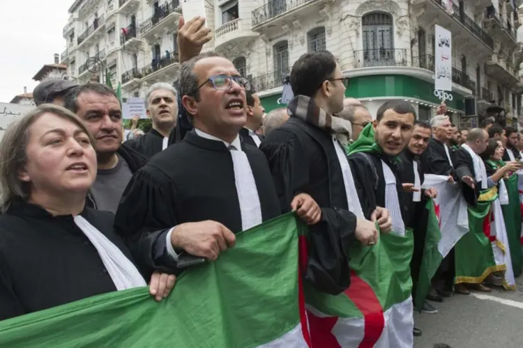 Algérie: Les avocats en grève contre une réforme controversée du code pénal