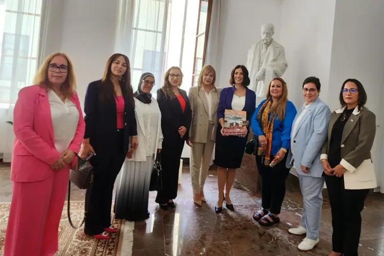 Femmes: L'expérience marocaine saluée à Prague