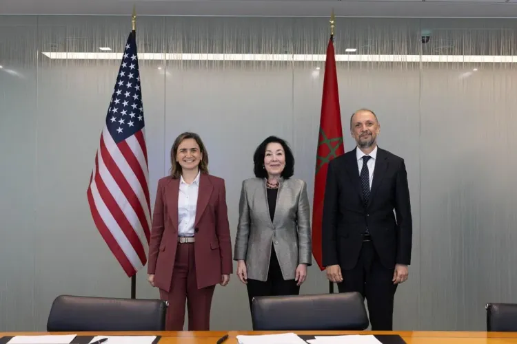 Mohcine Jazouli GHITA MEZOUR Zipline