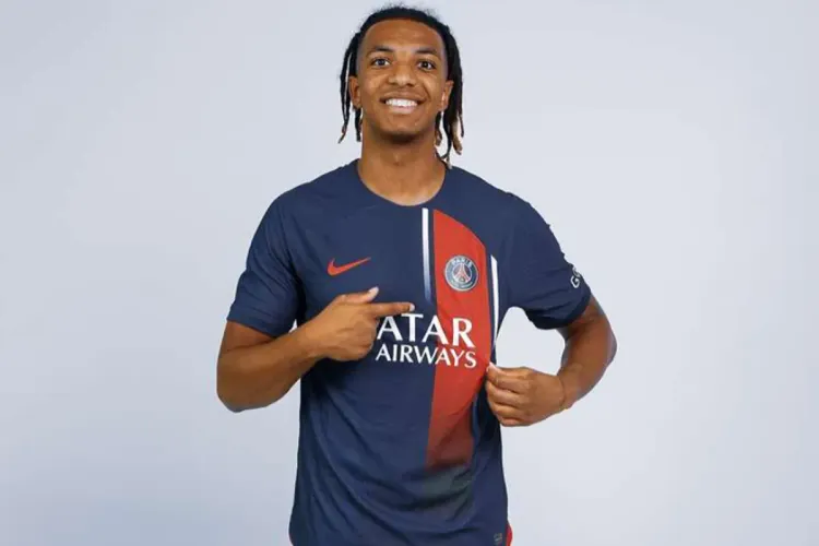 le milieu de terrain Cher Ndour signe au PSG