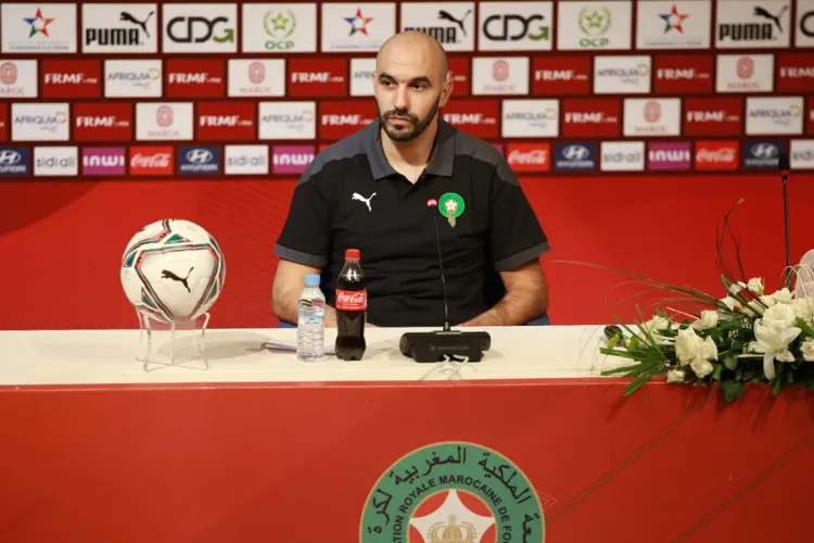 CAN-2025 (Maroc-Cameroun 2-0): Walid Regragui salue une victoire historique, appelle à garder les pieds sur terre