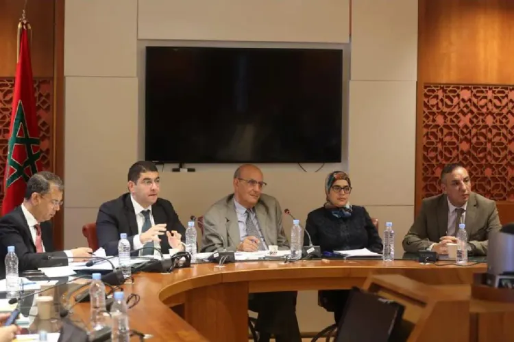 Création de la Commission provisoire de gestion des affaires de la presse discuté en commission à la Chambre des représentants