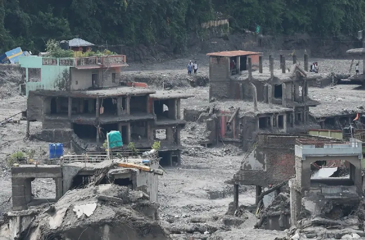 Crue dans l'Himalaya: 750 morts et plus de 3.000 disparus (nouveau bilan)
