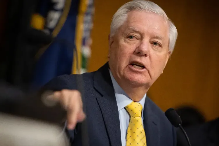 Décès du sénateur Lindsey Graham : Trump décrète une semaine de mise en berne des drapeaux américains