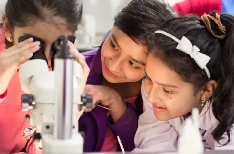 Lancement de l’édition 2026 du Prix UNESCO pour l’éducation des filles et des femmes